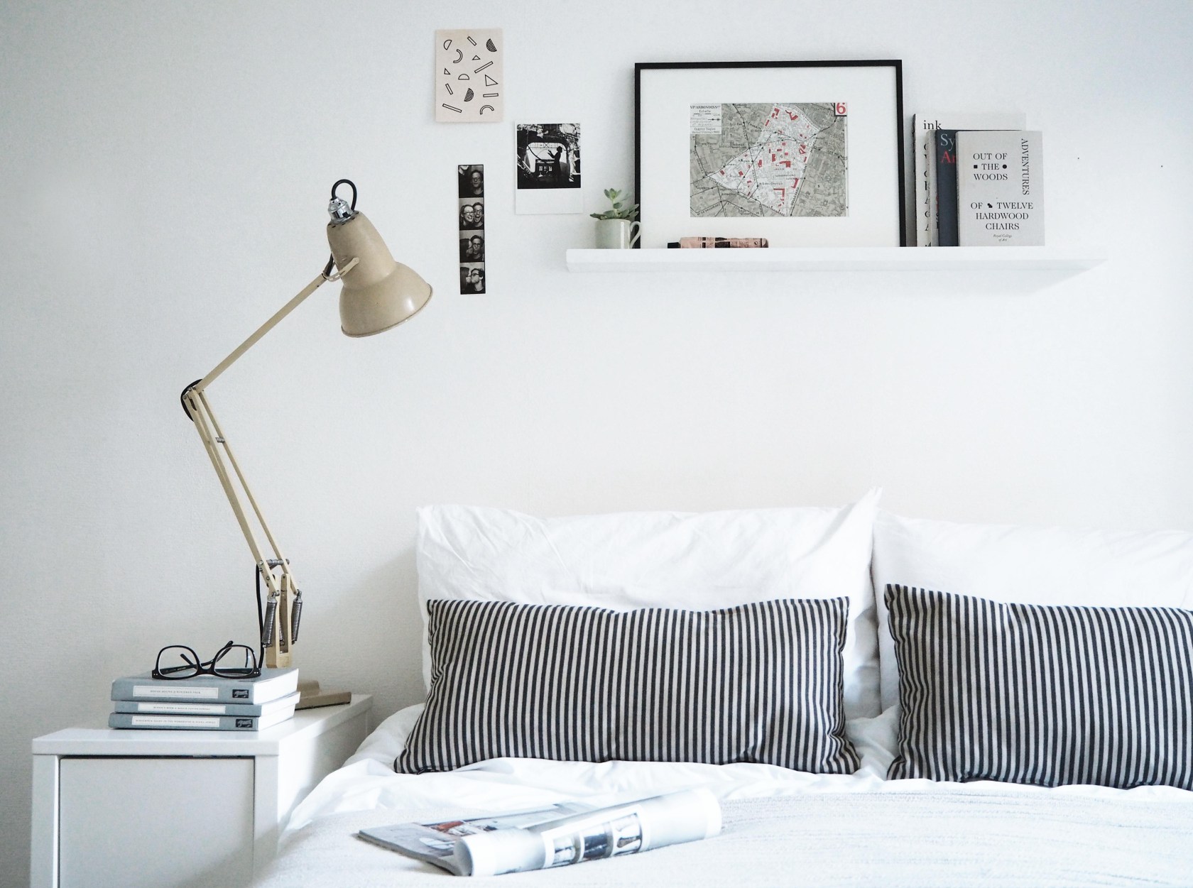  Prestatge sobre el llit: 11 maneres de decorar