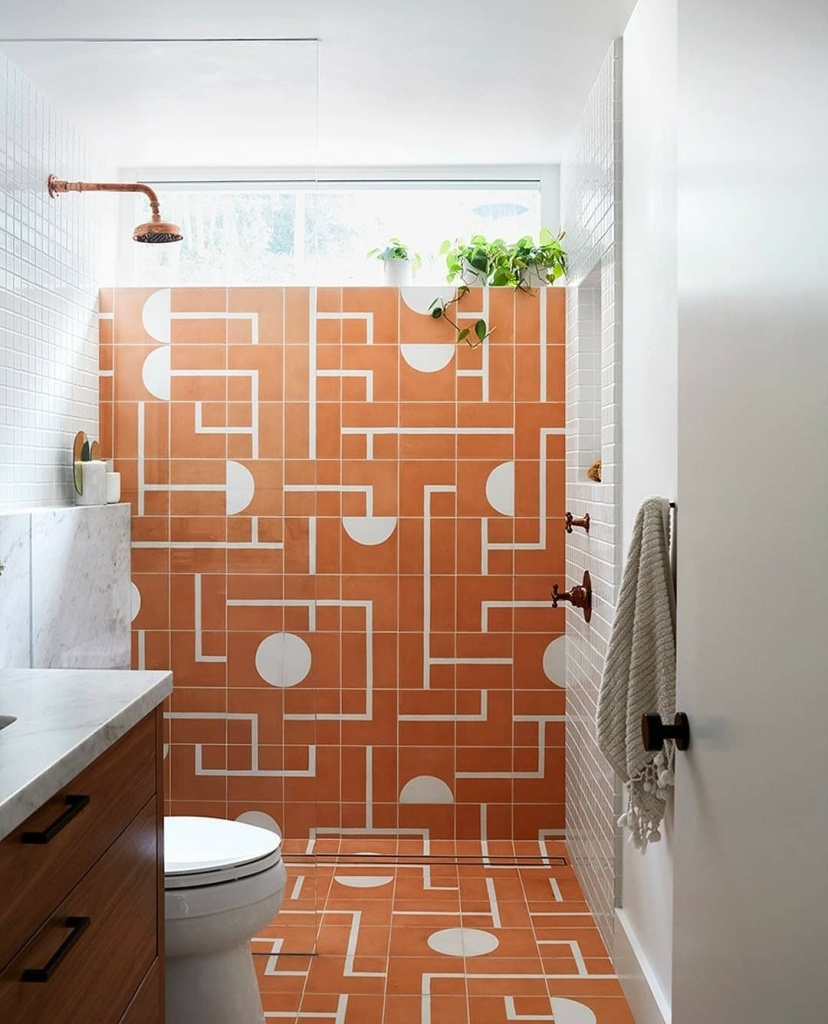  Πλακάκια τοίχου μπάνιου: 10 πολύχρωμες και διαφορετικές ιδέες