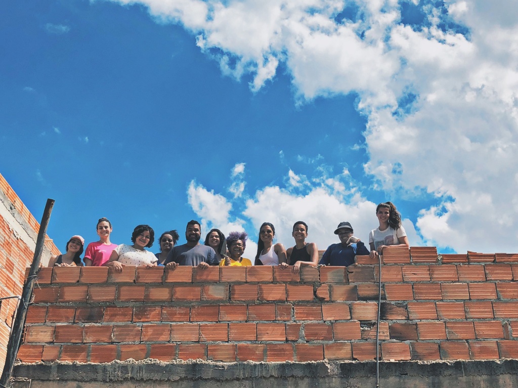  Project stelt vrouwen uit de periferie in staat om hun huizen te bouwen en te renoveren