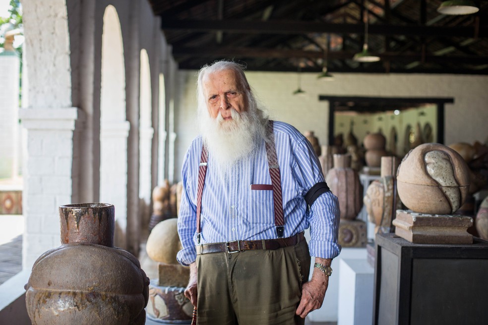  Франциско Бреннандын керамик эдлэлүүд Пернамбукогийн урлагийг мөнхжүүлдэг