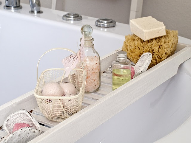  Πνευματικό μπάνιο καθαρισμού: 5 συνταγές για καλές ενέργειες