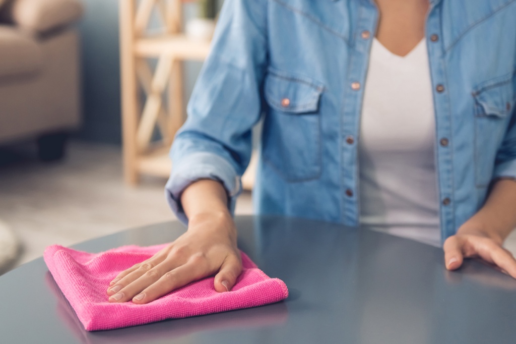  5 cara mudah untuk mengurangi debu di dalam ruangan