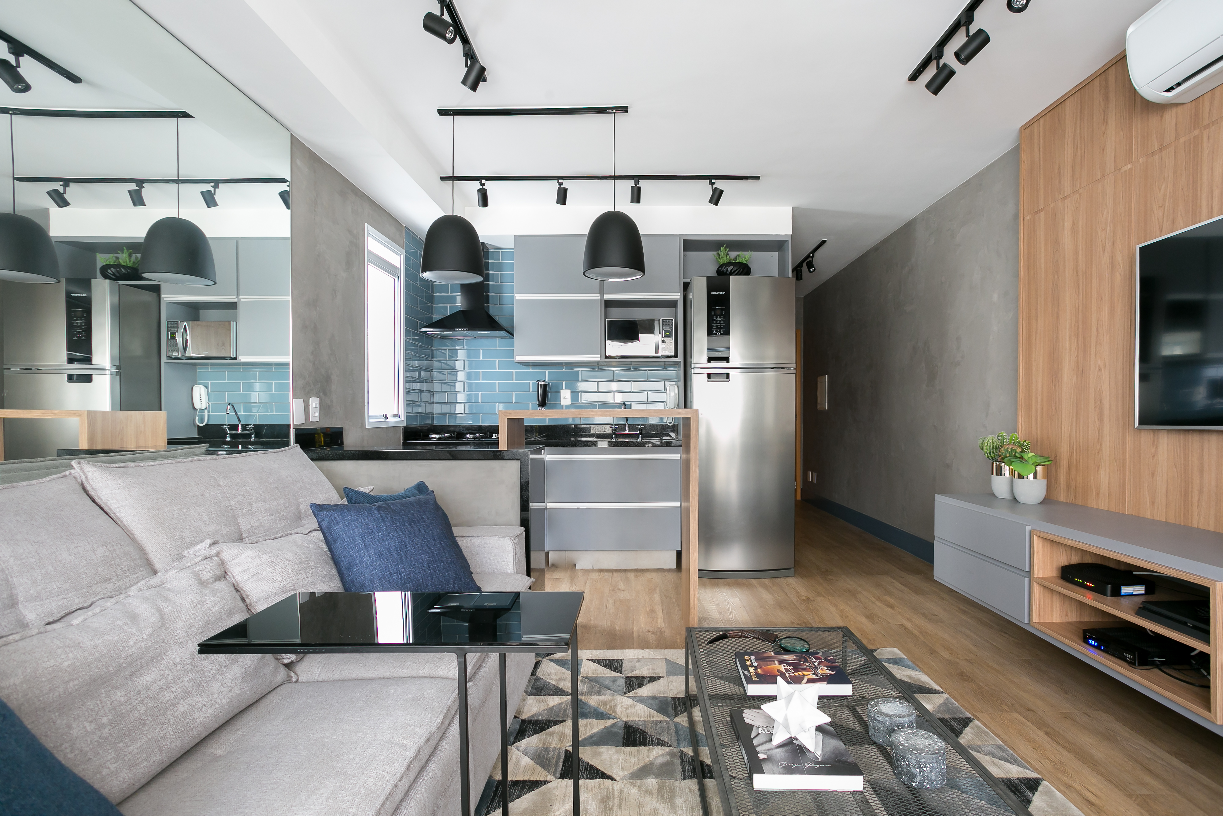  Pequeno apartamento de 43 m² con estilo industrial chic