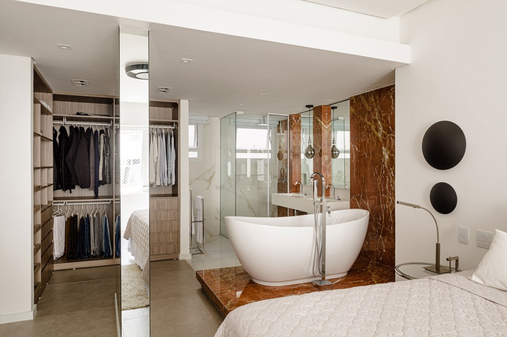  Apartament 185 m² i integruar plotësisht me vaskë dhe dollap në suitën master