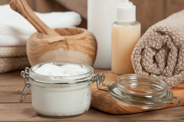  8 natural na mga recipe ng moisturizer